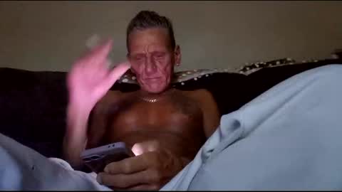 Snapshot of stefy1037 chatting on 09.21.25 stefy1037 online show from 09.21.25