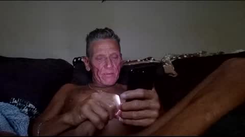 Snapshot of stefy1037 chatting on 10.08.25 stefy1037 online show from 10.08.25