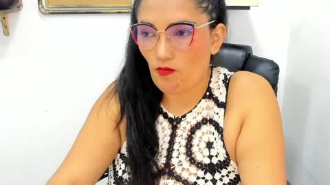 Snapshot of stefy_cg chatting on 05.04.26 Stefy online show from 05.04.26