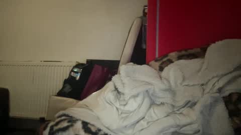 stefy_glow online show from 03.03.25