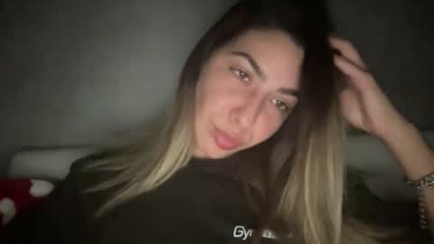 stefy_glow online show from 11.03.25