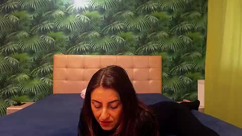 Stella John online show from 01.14.25