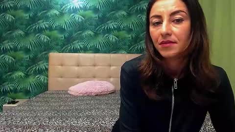 Stella John online show from 01.19.25