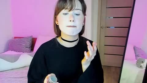 Snapshot of stella_sunny chatting on 11.29.25 stella_sunny online show from 11.29.25