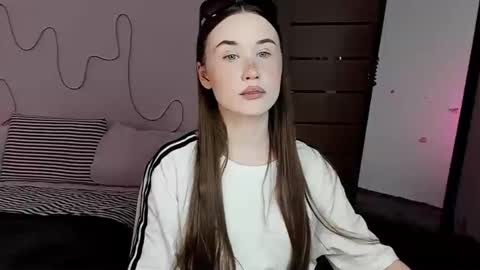 Snapshot of stella_sunny chatting on 01.10.26 stella_sunny online show from 01.10.26