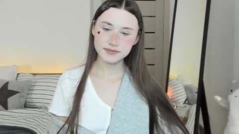 stella_sunny online show from 04.23.26