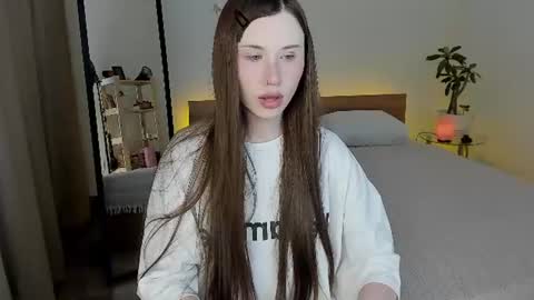 Snapshot of stella_sunny chatting on 06.27.26 stella_sunny online show from 06.27.26