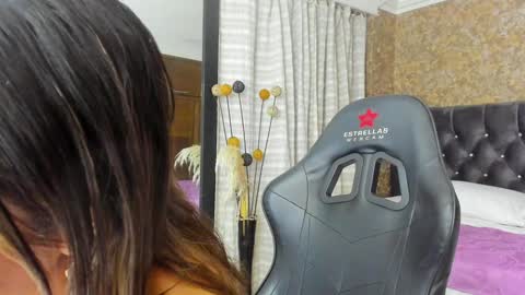 Estella online show from 01.28.25