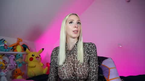 StellaCinderella online show from 10.19.25