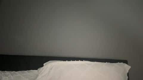 Snapshot of stellacummings chatting on 12.16.24 Stella Bella online show from 12.16.24