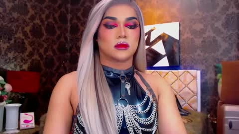 Snapshot of stellagrayts chatting on 01.22.25 CALL ME STELLA online show from 01.22.25