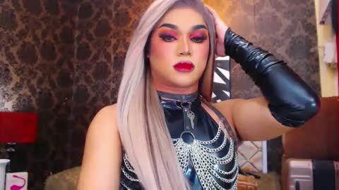 Snapshot of stellagrayts chatting on 02.09.25 CALL ME STELLA online show from 02.09.25