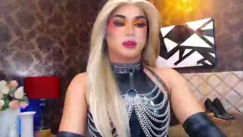 Snapshot of stellagrayts chatting on 02.22.25 CALL ME STELLA online show from 02.22.25