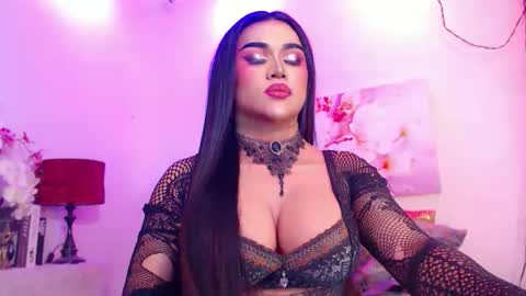 CALL ME STELLA online show from 04.23.26