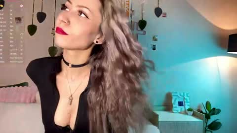 Alexia online show from 04.23.26