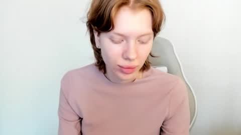 S T E L L A online show from 02.04.26