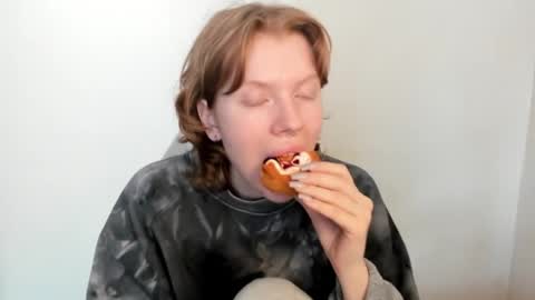 S T E L L A online show from 02.23.26