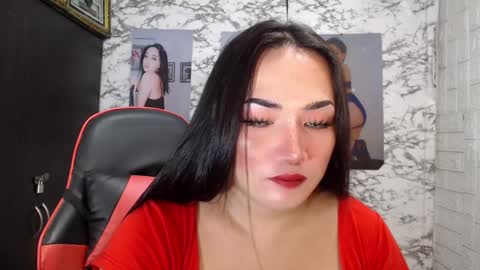 Snapshot of stellaven chatting on 02.05.25 Stellaven online show from 02.05.25