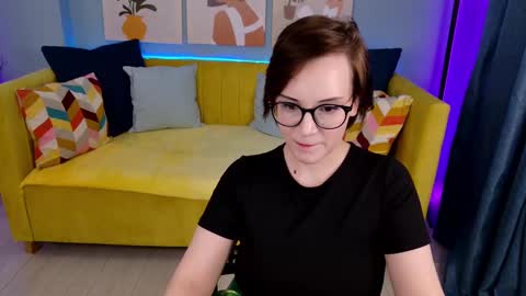 Snapshot of stellawills chatting on 01.13.25 Stella online show from 01.13.25