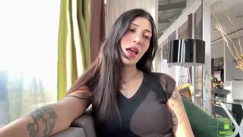 michelle and max  online show from 12.22.25