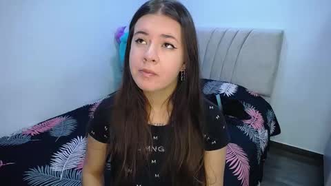 Snapshot of stepha_sweet chatting on 12.30.24 Emma online show from 12.30.24