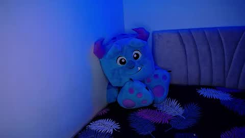 Snapshot of stepha_sweet chatting on 02.09.25 Emma online show from 02.09.25