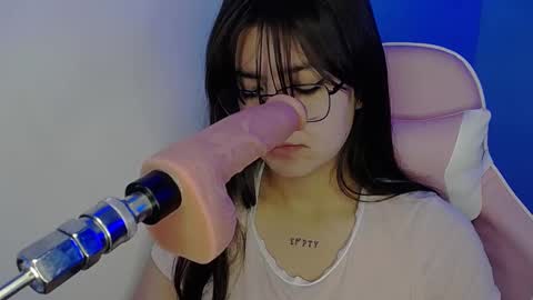 Snapshot of stepha_sweet chatting on 02.17.25 Emma online show from 02.17.25