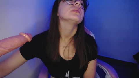 Snapshot of stepha_sweet chatting on 02.20.25 Emma online show from 02.20.25