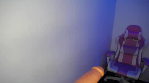 Snapshot of stepha_sweet chatting on 02.23.25 Emma online show from 02.23.25