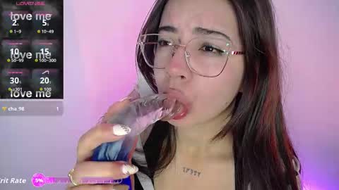 Snapshot of stepha_sweet chatting on 09.27.25 Emma online show from 09.27.25