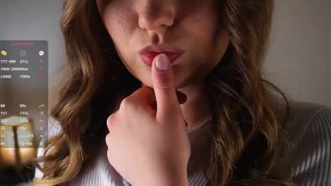 Snapshot of stephaniesally chatting on 05.01.26 Sonya online show from 05.01.26