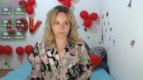 Stephanie   online show from 04.20.26