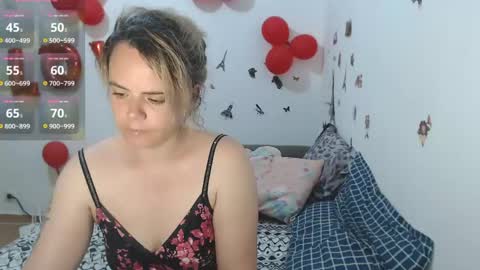 Snapshot of stephaniewild chatting on 06.04.26 Stephanie online show from 06.04.26
