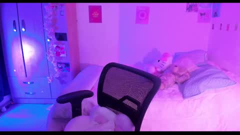 Stephanie  online show from 02.17.25