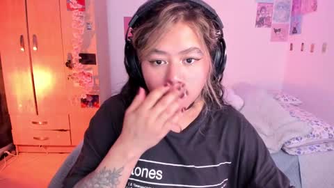 Stephanie  online show from 03.11.25