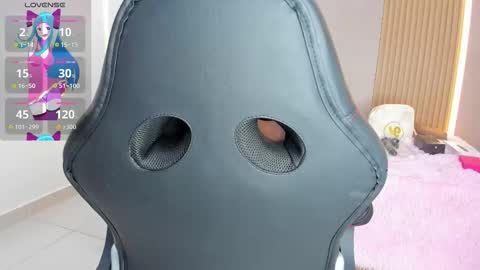 Stephany online show from 12.23.25