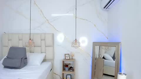 Stefanny online show from 03.04.25