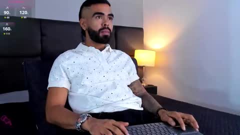 Snapshot of stephenbrown_ chatting on 05.14.26 ................ online show from 05.14.26