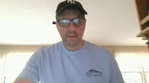 Snapshot of stephenhal9 chatting on 10.24.25 stephenhal9 online show from 10.24.25