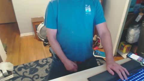 Snapshot of stephenhal9 chatting on 11.25.25 stephenhal9 online show from 11.25.25