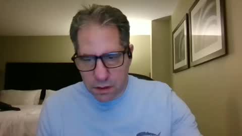 Snapshot of stephenhal9 chatting on 02.18.26 stephenhal9 online show from 02.18.26