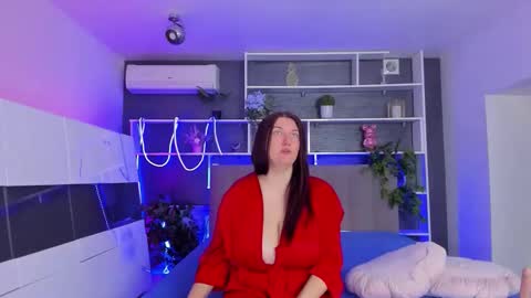 Stephie online show from 05.07.26