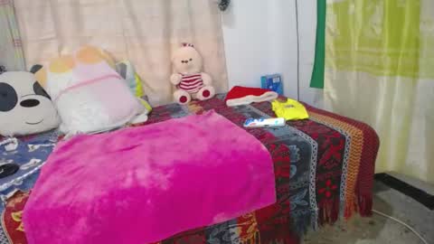 Angie mature online show from 01.21.25