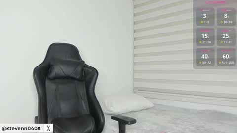 Snapshot of steveen_77_ chatting on 11.06.25 steveen_77_ online show from 11.06.25