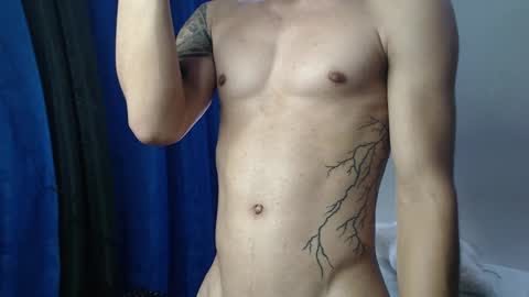 Snapshot of stevensex501 chatting on 01.04.25 steven online show from 01.04.25