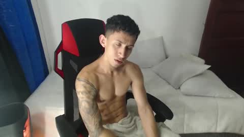 Snapshot of stevensex501 chatting on 01.12.25 steven online show from 01.12.25