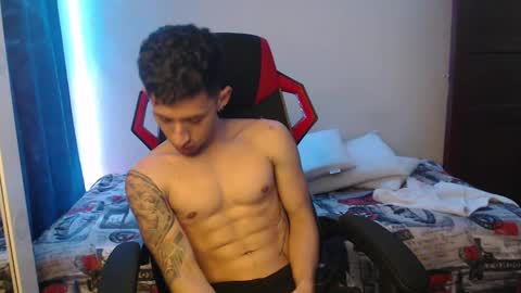 Snapshot of stevensex501 chatting on 02.27.25 steven online show from 02.27.25