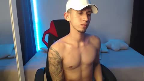 Snapshot of stevensex501 chatting on 02.28.25 steven online show from 02.28.25