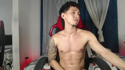 Snapshot of stevensex501 chatting on 09.19.25 steven online show from 09.19.25