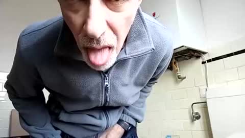 stevenx1974 online show from 12.13.24